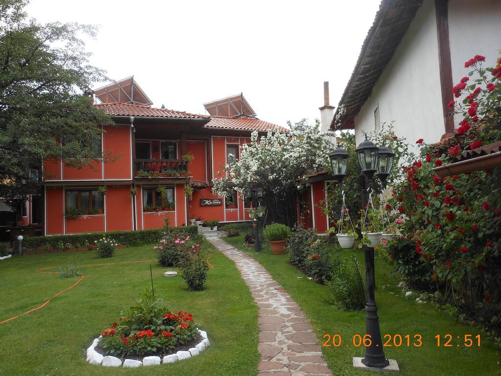 Family Hotel Kalina Копривштиця Екстер'єр фото