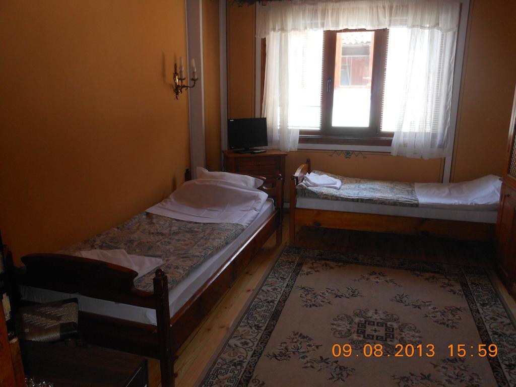 Family Hotel Kalina Копривштиця Номер фото