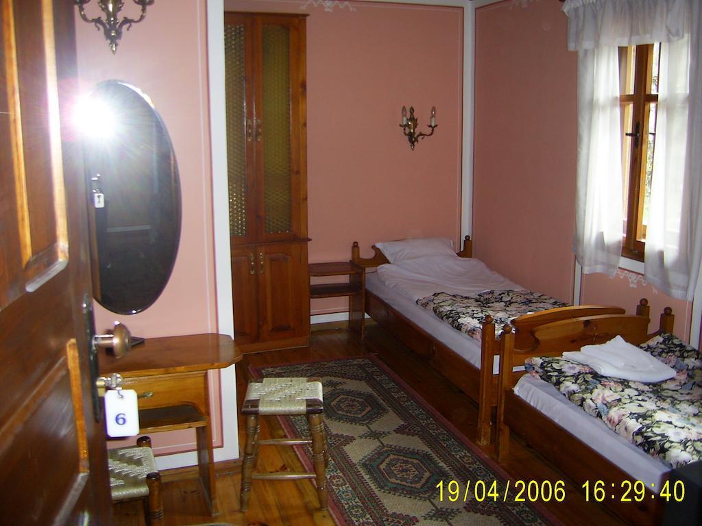Family Hotel Kalina Копривштиця Номер фото